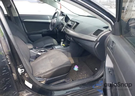 2010 Mitsubishi Lancer Es z USA, uszkodzony, nr VIN JA32U2FU9AU008657